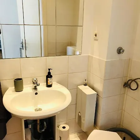 Mini-apartment In Der Stadt Mitte